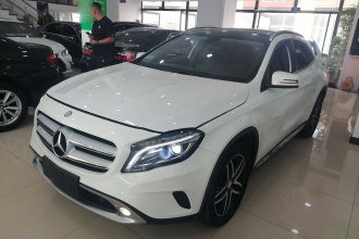 奔驰GLA 2015款 GLA 220 4MATIC 时尚型