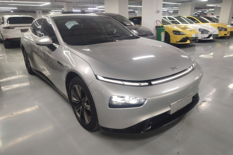 小鹏P7 2020款 670E车身外观6002