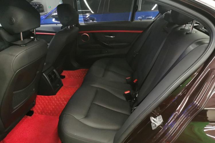 宝马3系 2017款 320Li 时尚型中控内饰21