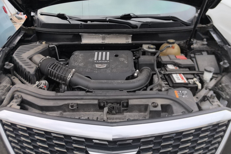 凯迪拉克XT5 2021款 28T 豪华型机舱底盘24