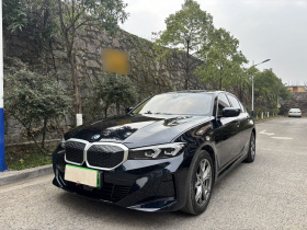 宝马i3 2025款 eDrive 35 L