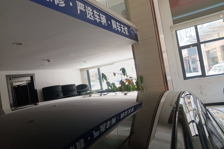 特斯拉 Model S 2023款 双电机全轮驱动版局部细节57