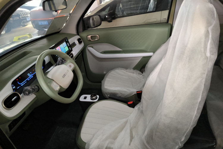 吉利银河 2025款 210km 熊猫骑士局部细节19