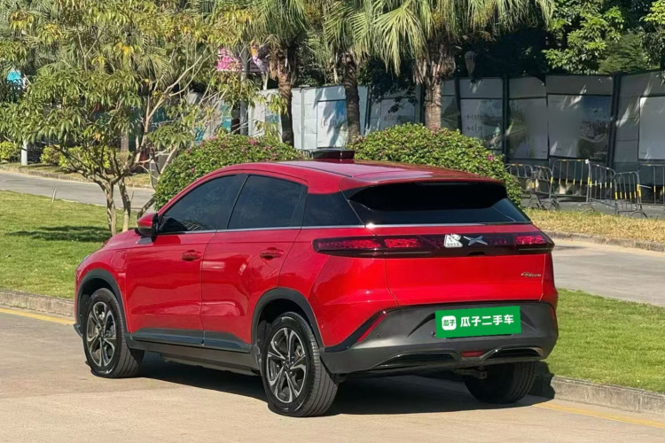 小鹏G3 2020款 520 尊享版车身外观4