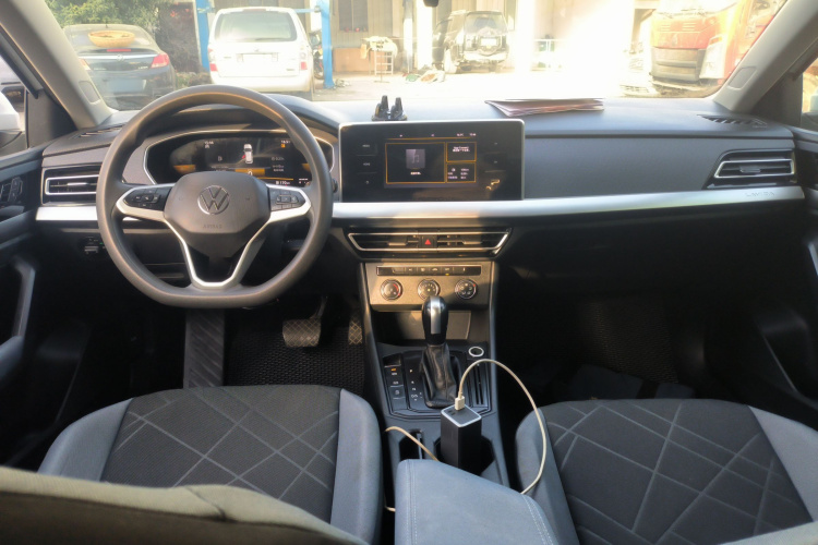 大众 朗逸 2023款 1.5L 自动得逸版中控内饰12