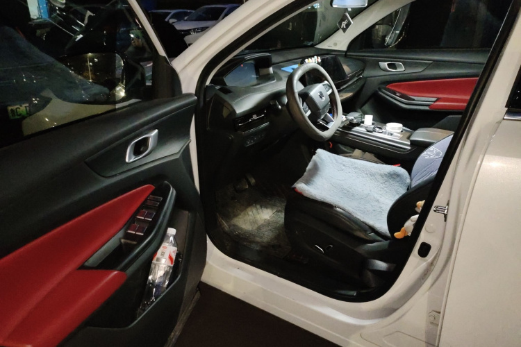 长安CS55PLUS 2022款 第二代 1.5T DCT尊贵型中控内饰7003