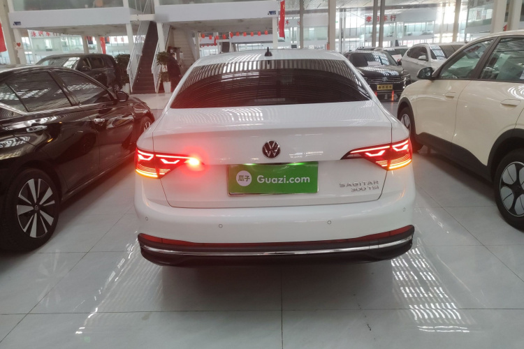 大众 速腾 2023款 300TSI DSG飞越版车身外观6