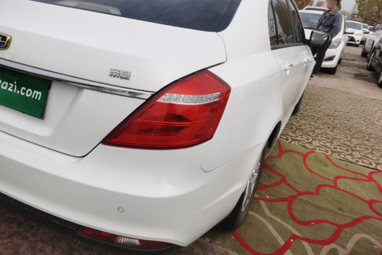 吉利汽车 帝豪 2017款 三厢百万款 1.5L CVT豪华型车身外观6006