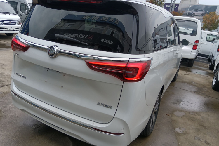 别克GL8 2022款 ES陆尊 653T 尊享型车身外观7