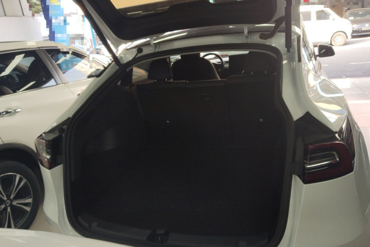 特斯拉 Model Y 2021款 长续航全轮驱动版机舱底盘23