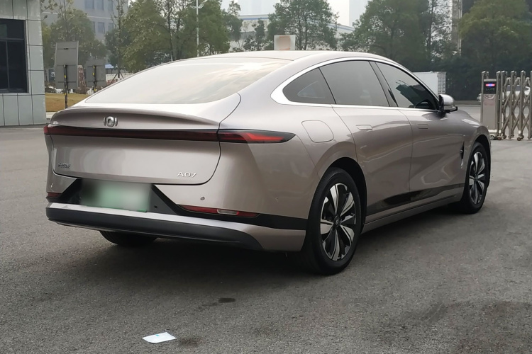 长安启源A07 2025款 蓝鲸纯电版 525豪华型车身外观6005