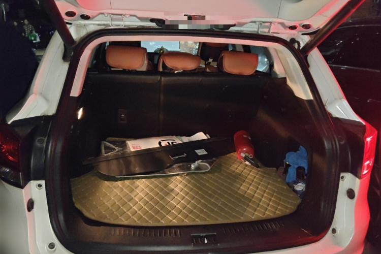 汉腾汽车 汉腾X7 2016款 1.5T 手动尊享型中控内饰23