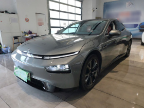 小鹏P7 2020款 670N