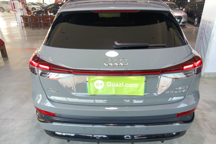 奥迪Q4 e-tron 2023款 40 e-tron 创境版车身外观6