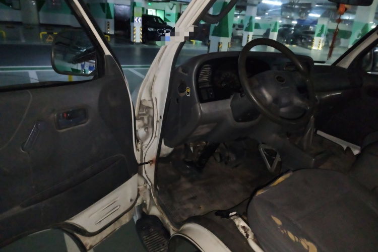 金杯 海狮 2014款 2.0L第五代动力王舒适型V19中控内饰20