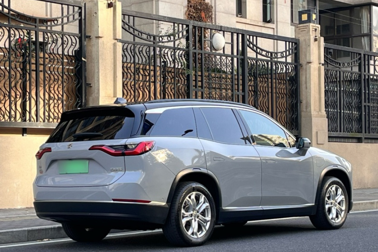 蔚来ES8 2020款 580KM 六座版车身外观6002