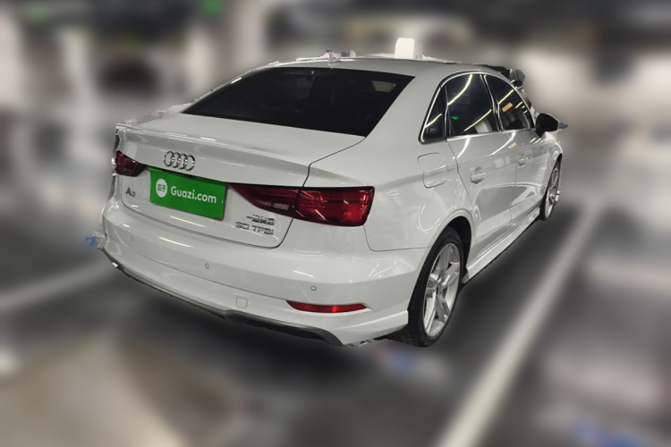 奥迪A3 2018款 30周年年型 Limousine 35 TFSI 时尚型车身外观6005