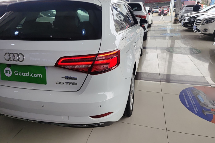 奥迪A3 2020款 Sportback 35 TFSI 进取型 国VI车身外观9