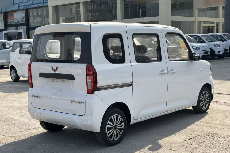 五菱汽车 五菱之光新能源 2025款 201km 标准型车身外观6005