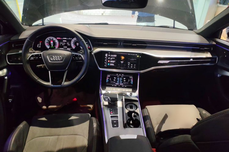 奥迪A6L 2020款 45 TFSI 臻选动感型中控内饰12