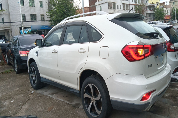 比亚迪S7 2015款 2.0T 自动尊贵型车身外观6003