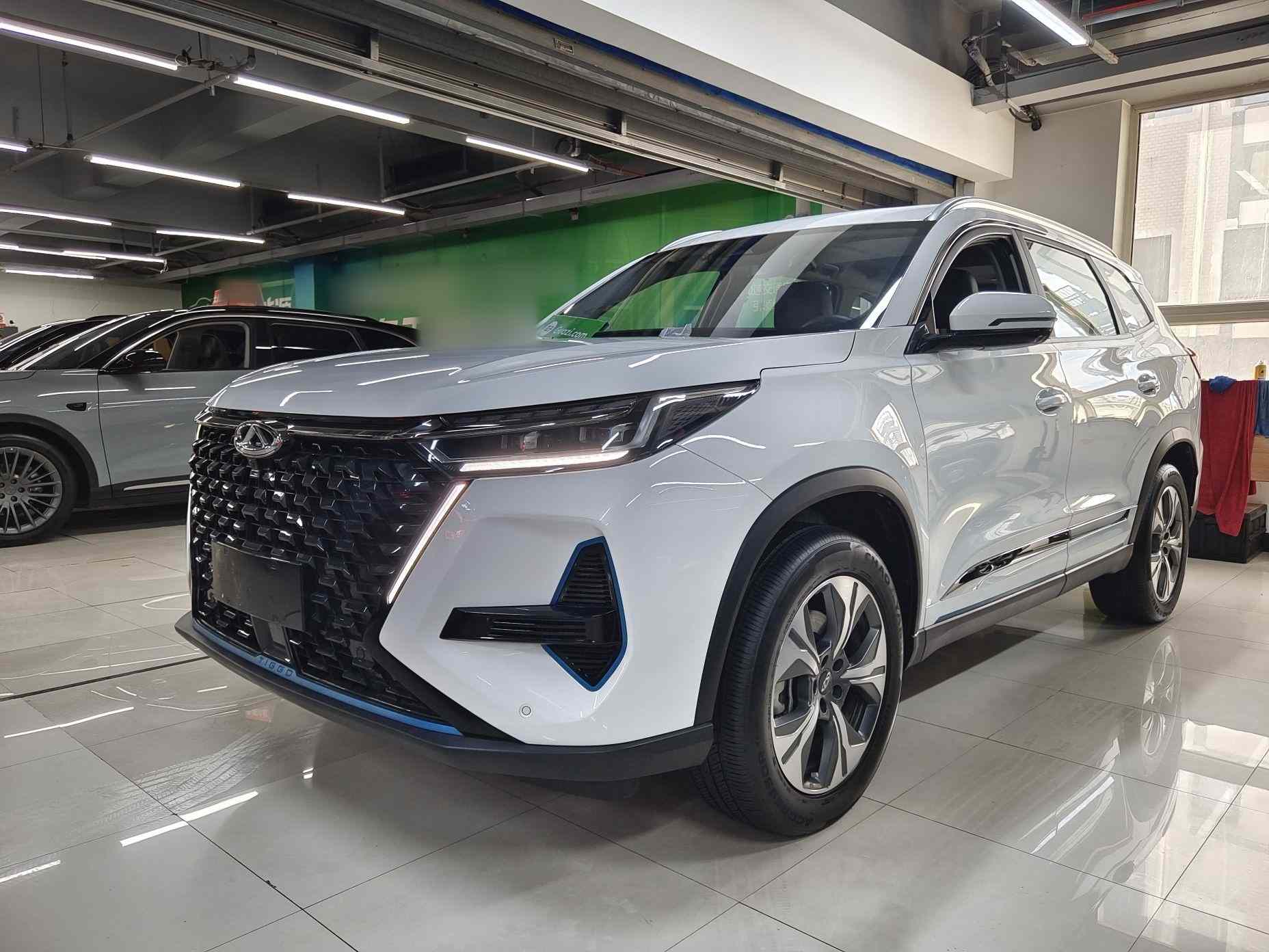 奇瑞 瑞虎8 PRO新能源 2023款 冠军版 1.5T 100km 荣耀版(1)