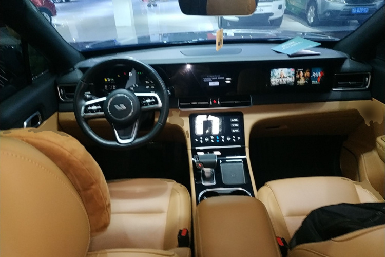 理想汽车 理想ONE 2021款 增程6座版中控内饰12