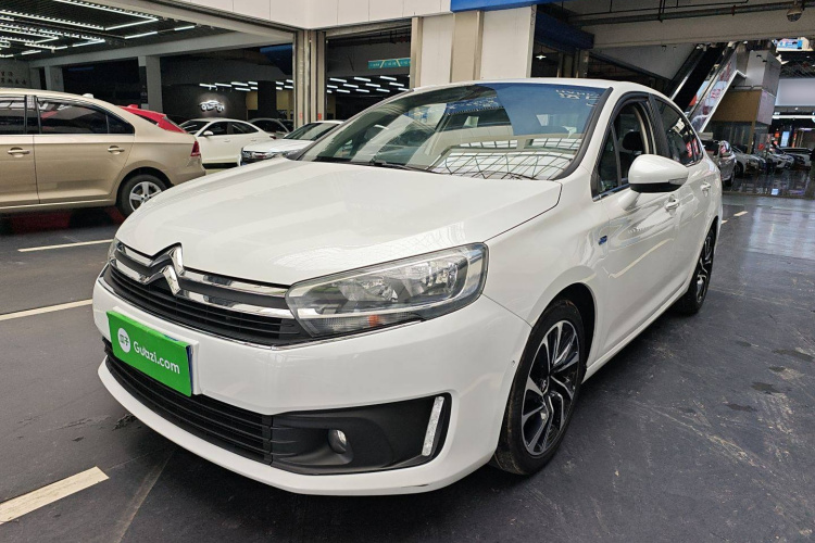 雪铁龙 C4世嘉 2016款 1.6THP 自动旗舰型车身外观1