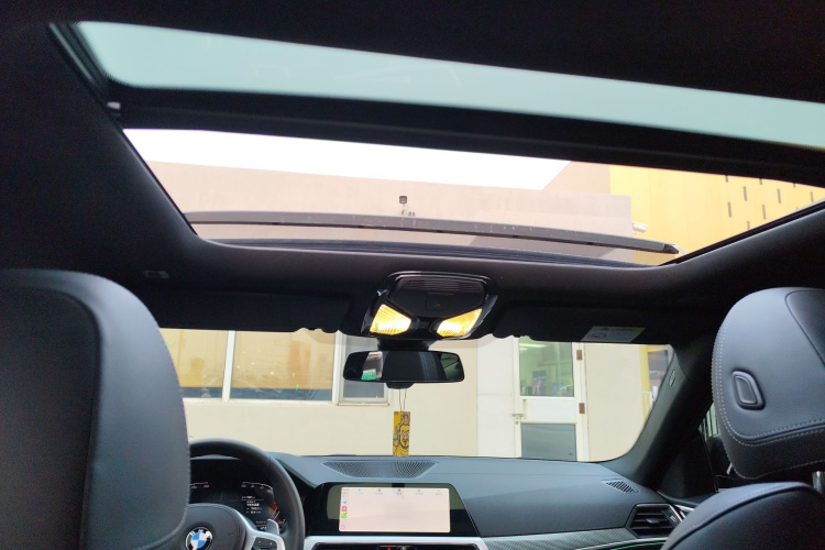 宝马4系 2022款 425i Gran Coupe M运动曜夜套装中控内饰22