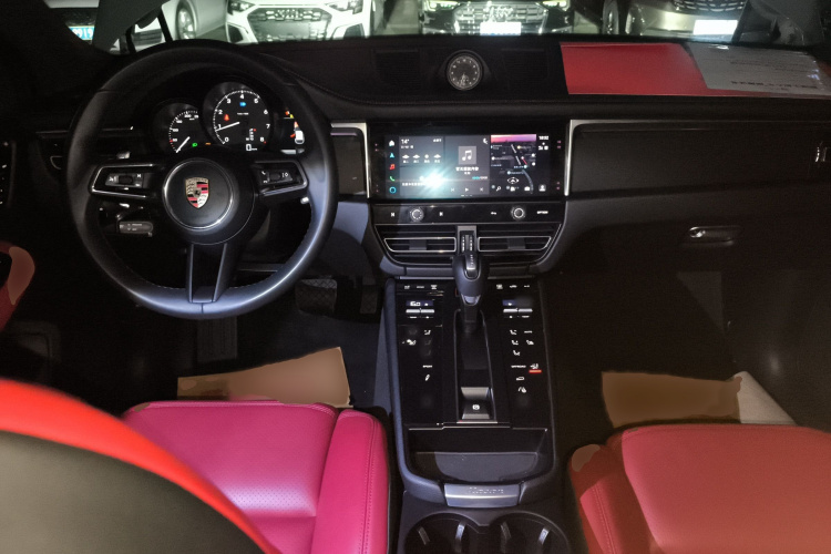 保时捷 2024款 Macan 2.0T中控内饰7002