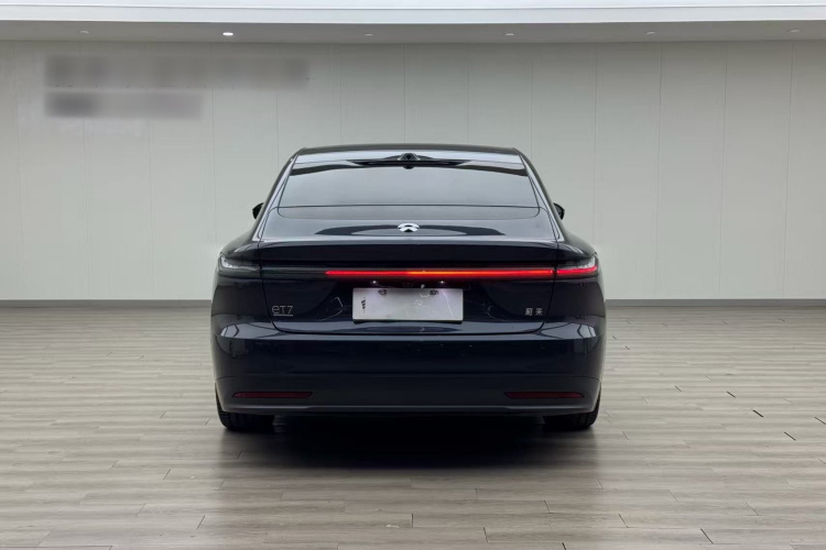 蔚来ET7 2024款 100kWh 行政签名版车身外观6