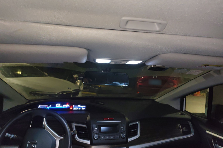 本田 杰德 2017款 1.8L 自动舒适版 5座中控内饰22