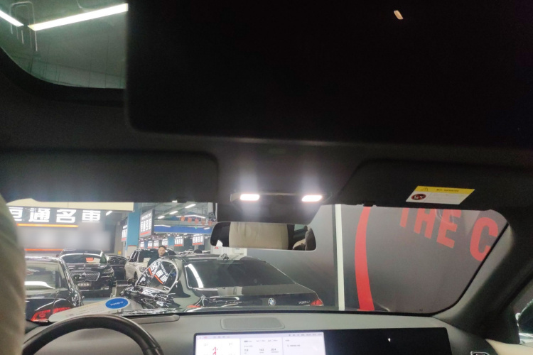 理想汽车 理想L9 2022款 Max局部细节22