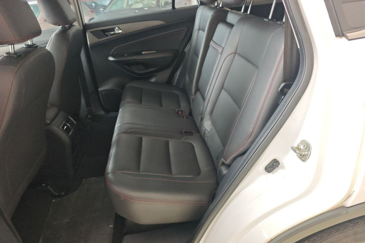 长安CS75 2017款 尚酷版 1.5T 手动锋享型中控内饰21