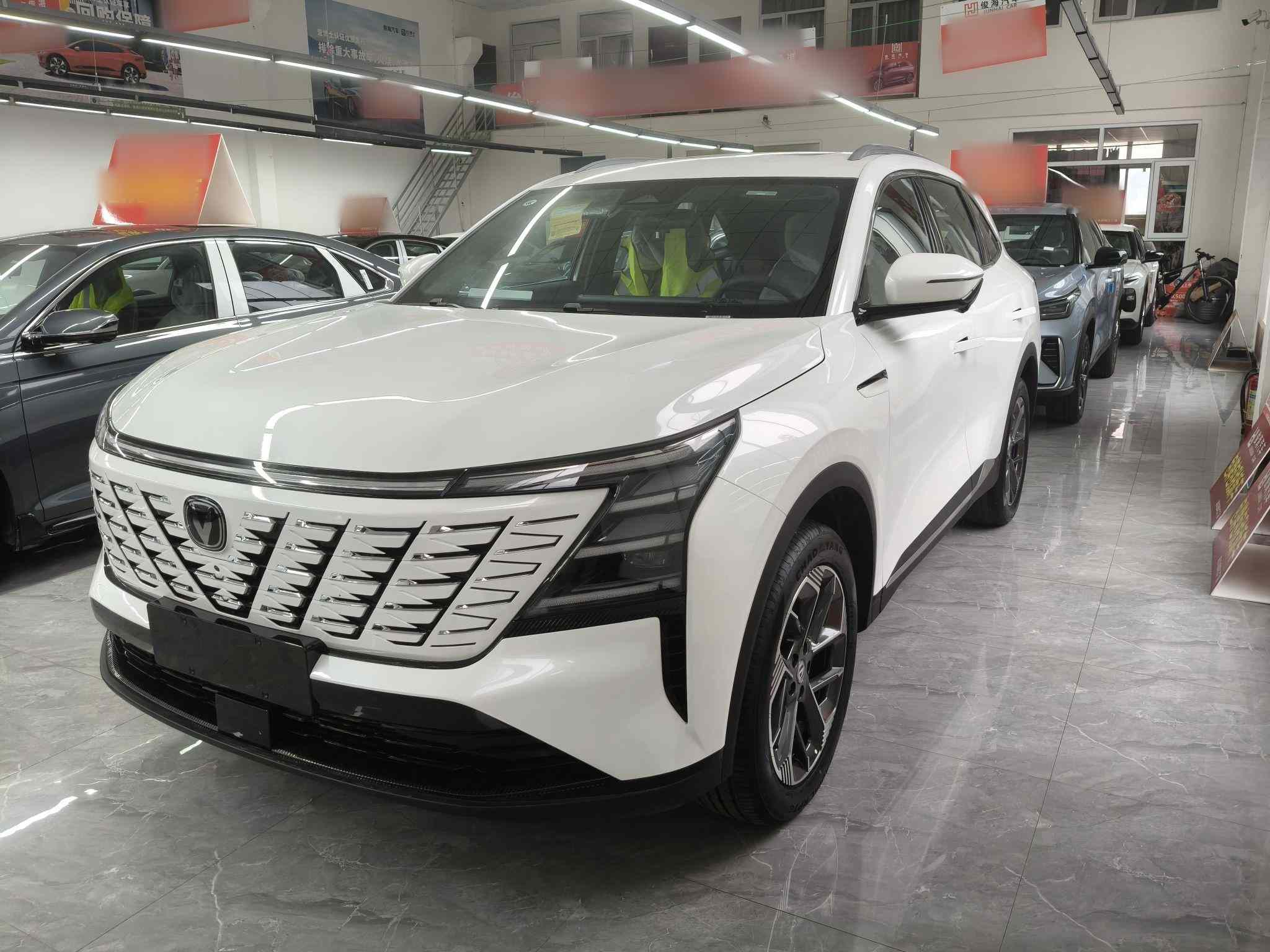 长安CS75 PLUS 2025款 第四代 1.5T 新蓝鲸 智慧鲸悦版(1)