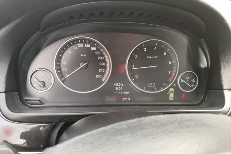 宝马5系 2013款 525Li 豪华型局部细节14