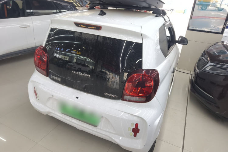 荣威 科莱威CLEVER 2022款 311km元气啵啵版车身外观7