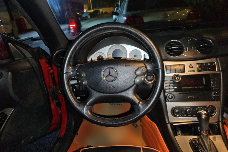 奔驰CLK级 2006款 CLK 200K 双门轿跑车中控内饰13
