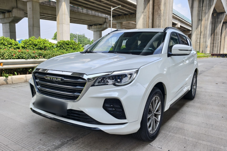 捷途X70 2020款 1.5T 手动畅行版 5座车身外观1