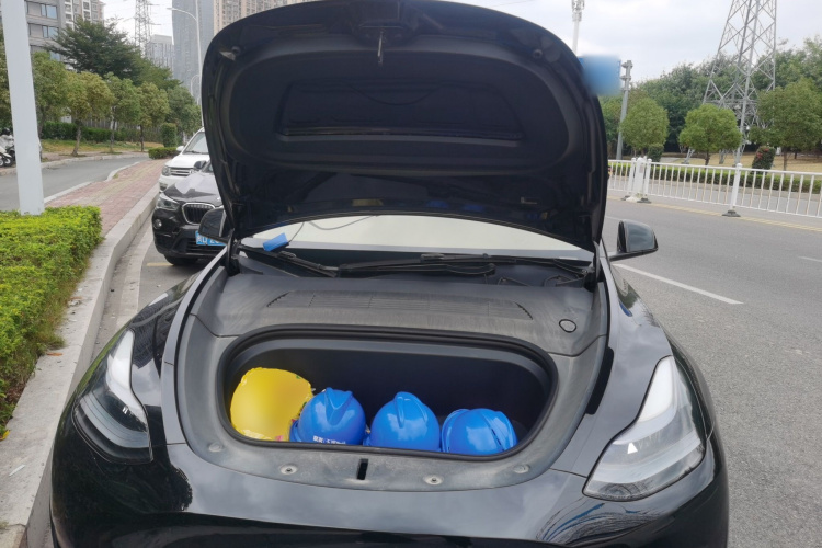 特斯拉 Model Y 2022款 改款 后轮驱动版局部细节24