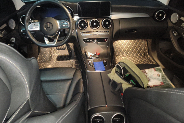 奔驰C级 2021款 C 260 L 运动星耀臻藏版中控内饰12