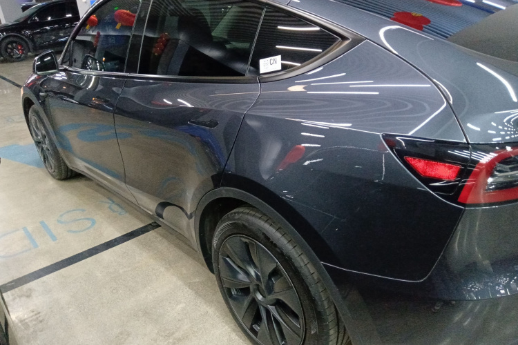 特斯拉 Model Y 2024款 后轮驱动版车身外观6003