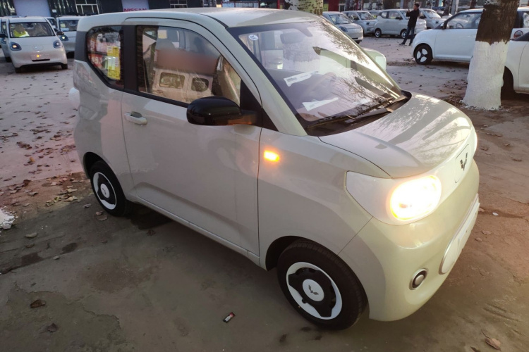 五菱汽车 宏光MINIEV 2024款 第三代 215km 青春版车身外观6002