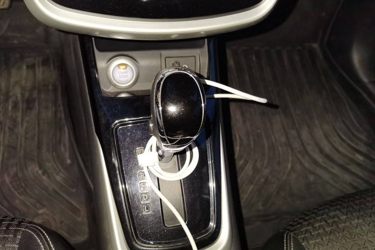 日产 骐达TIIDA 2016款 1.6L CVT智行版局部细节18