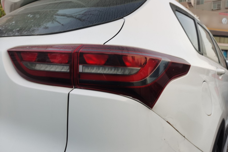 捷途X70M 2021款 1.5T DCT豪华伙伴型 5座车身外观6006