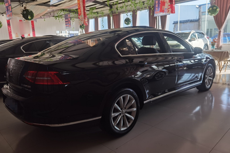 大众 迈腾 2017款 330TSI DSG 领先型车身外观6006