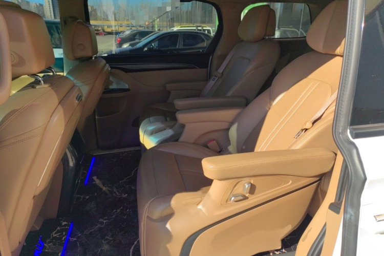 别克GL8 2020款 ES陆尊 653T 豪华型中控内饰7004