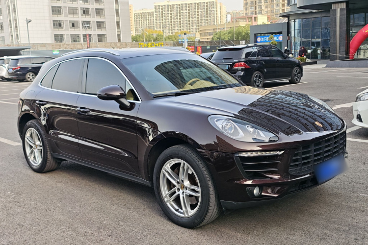 保时捷 2014款 Macan 2.0T车身外观6005