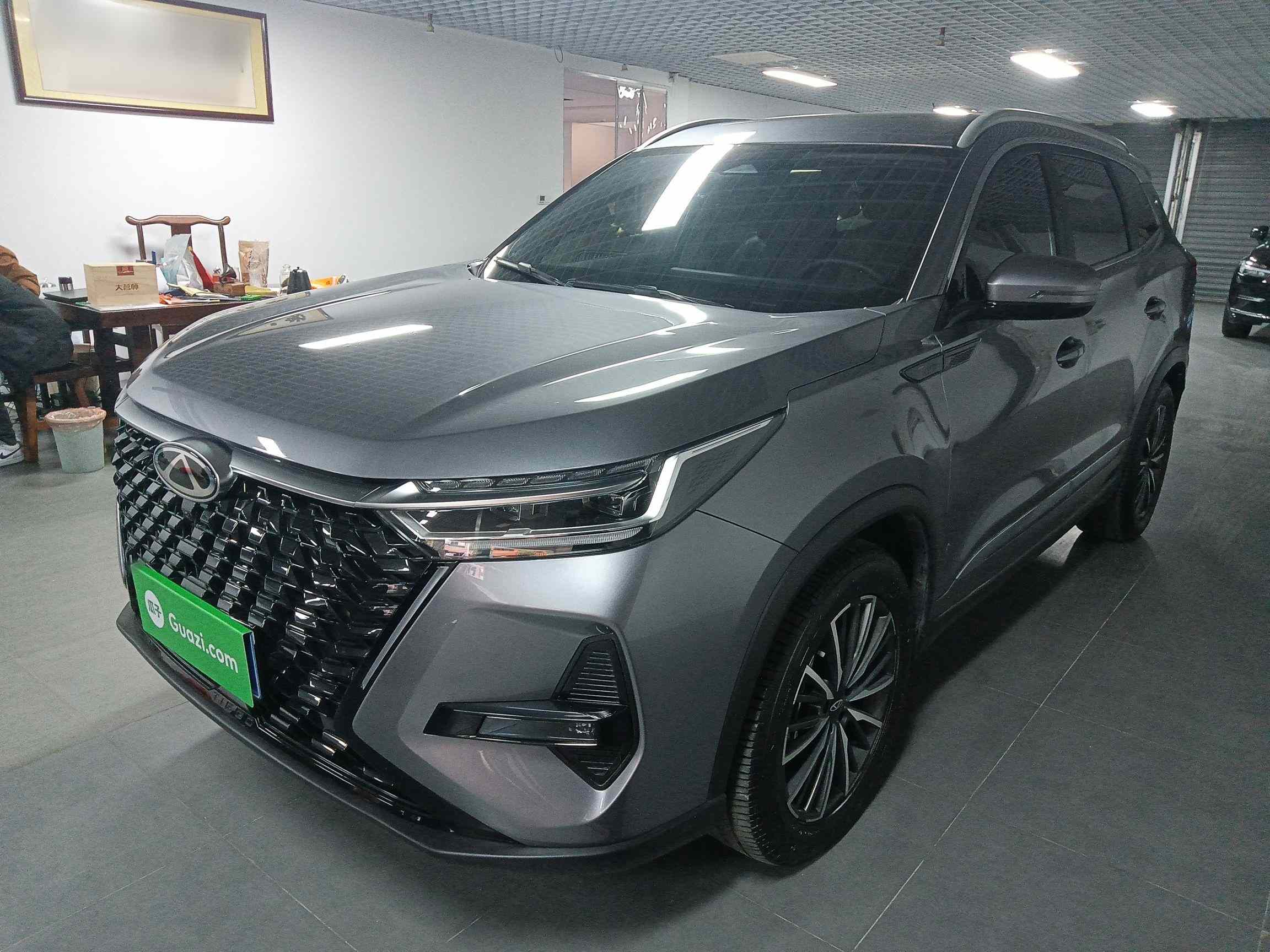 奇瑞 瑞虎8 PRO 2024款 冠军版 290T 两驱巅峰版 7座(1)