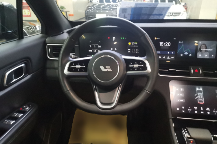 理想汽车 理想ONE 2021款 增程6座版中控内饰13